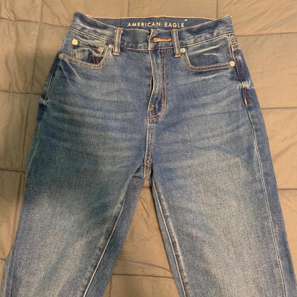 American Eagle Mom Jeans